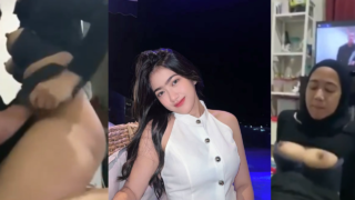 STWJILBAB Syakira Tobrut di Depan TV Rumah Pacar Terbaru